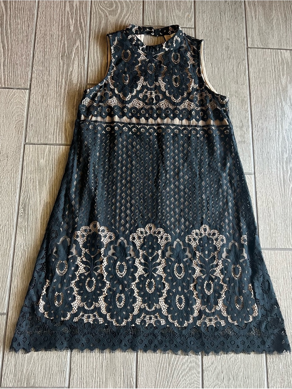 love, Fire Black Lace High-Neck Mini Dress Size Medium - Picture 4 of 13